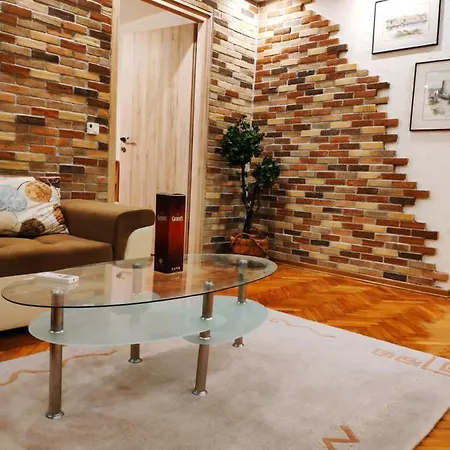 V2 With - Vintage Modern And Spacious * Belgrad