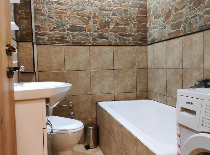 Apartman V2 With - Vintage Modern And Spacious *